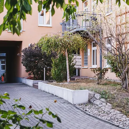 Apartment 4